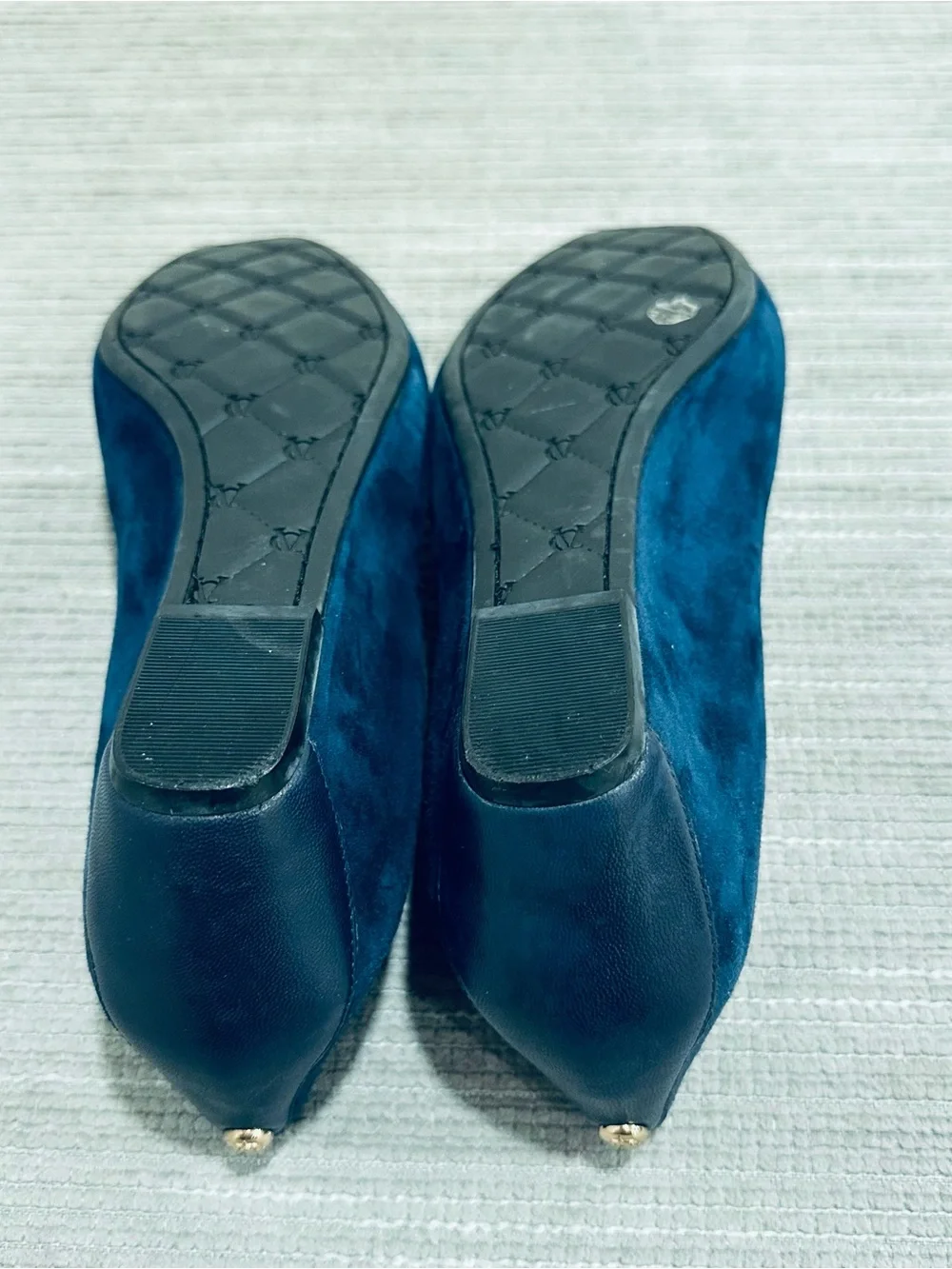 Vince Camuto vc signature